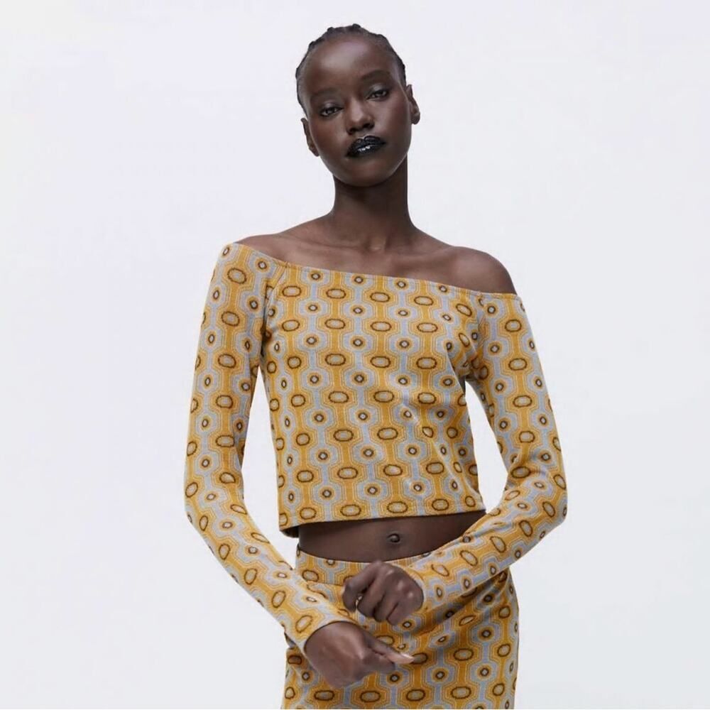 Zara Jacquard Geometric Print Crop Top